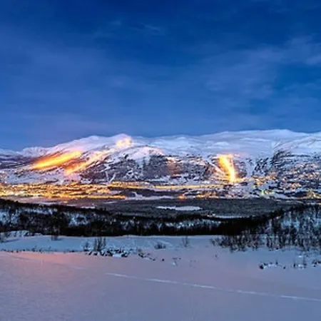 Koselig Leilighet , Med Parkering Og Ski In &out. דירה *
